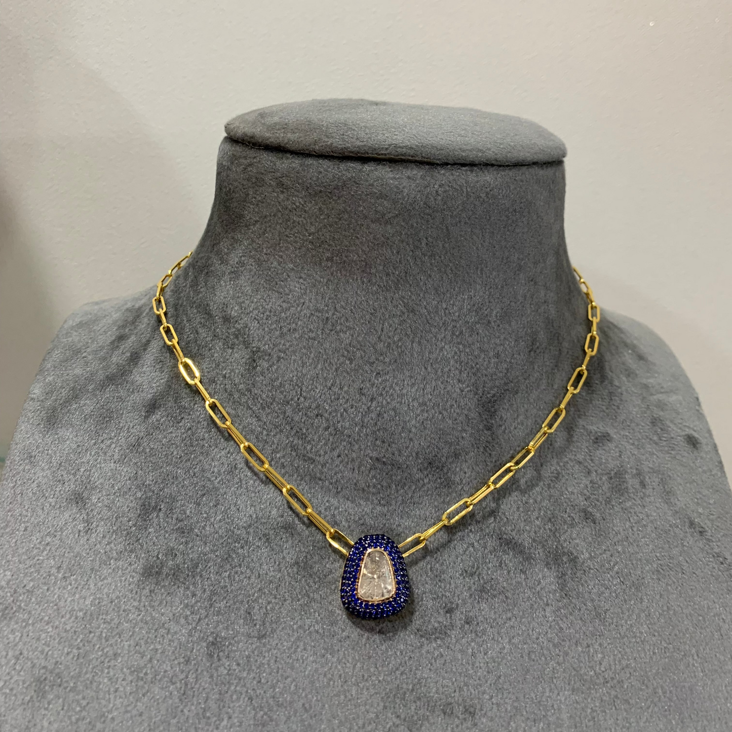 Sonali Blue Pendant with Chain