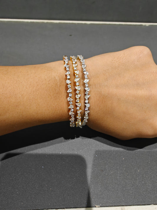 Saara - White Gold Half Bracelet (1pc)