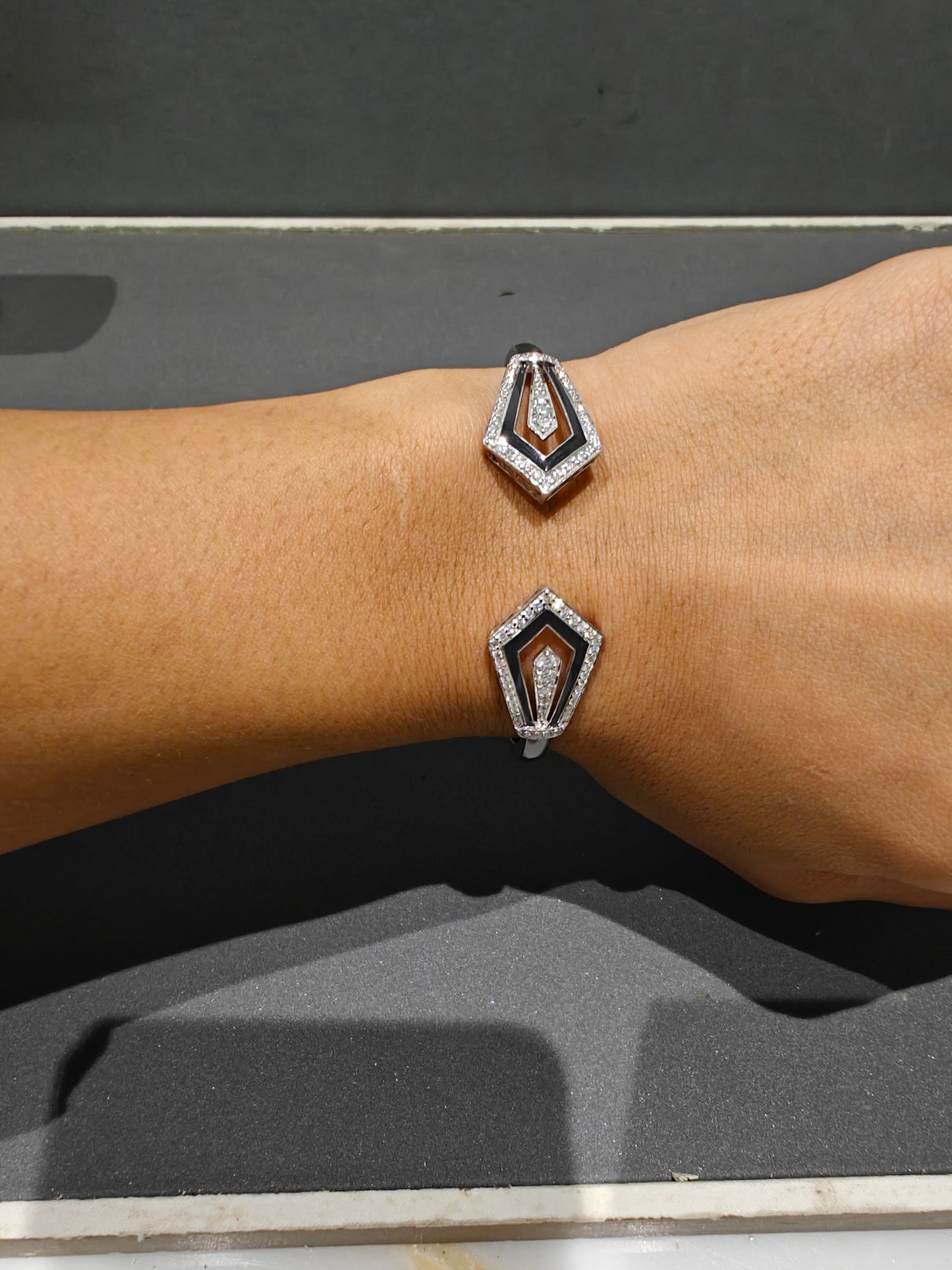 Lisa Hype Twist Bracelet