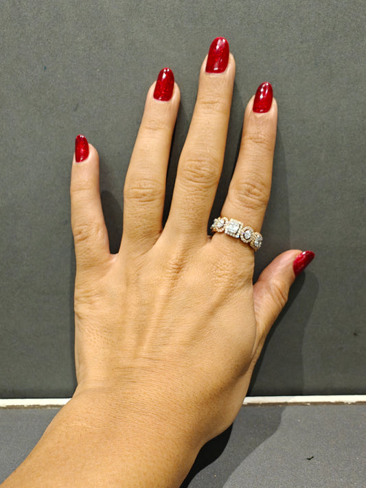 Moe Ring