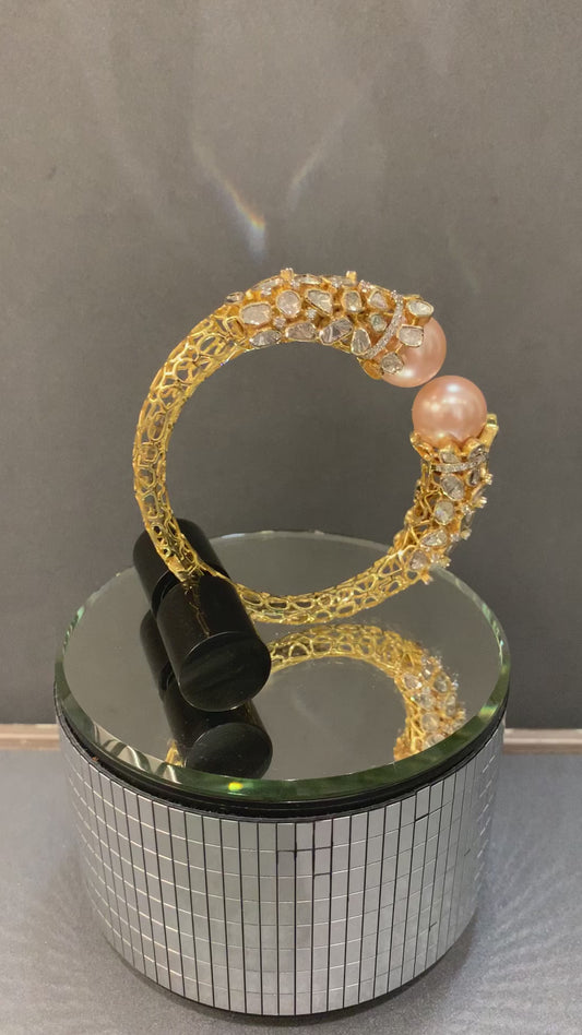 Roshni Pink Pearl Bangle